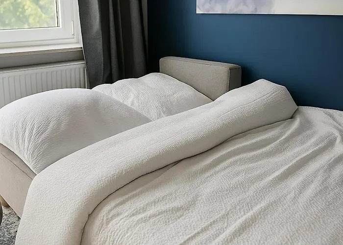 3 With Balcony Center East Mönchengladbach